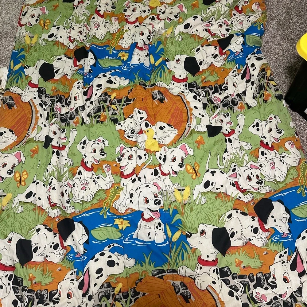 Vintage 101 Dalmatian Print Twin Comforter - Picture 4 of 4